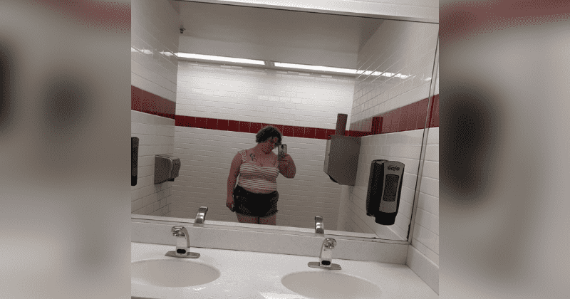 Woman 'body shamed' at restaurant for wearing crop top as manager sends her out for dressing 'too provocatively'