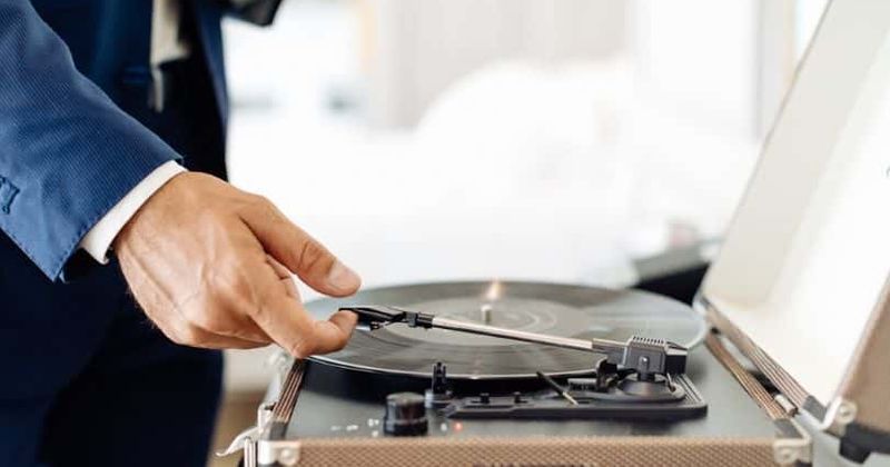 The Return of Vinyl: How an old favorite is back to stake its claim in the streaming era