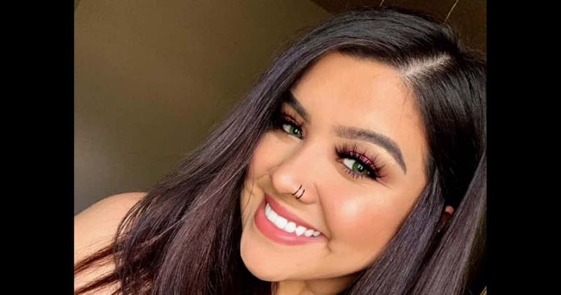 Texas bride refuses to hire lesbian makeup artist unless she 'changes her mind about being gay'
