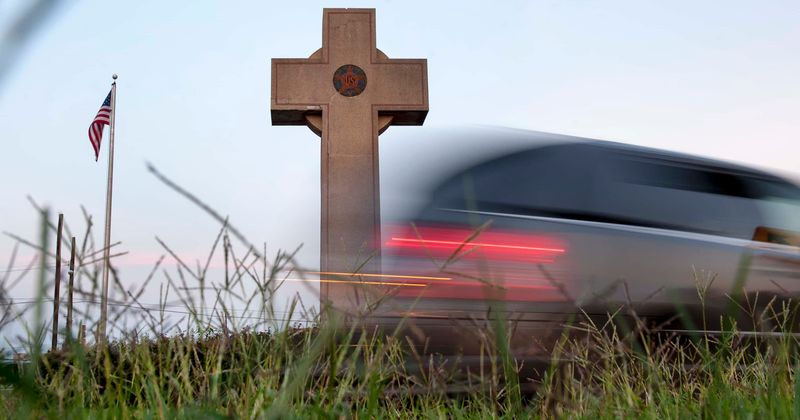 Supreme Court rules 40-foot Maryland cross can stand as it is a 'community landmark' and not religious in nature