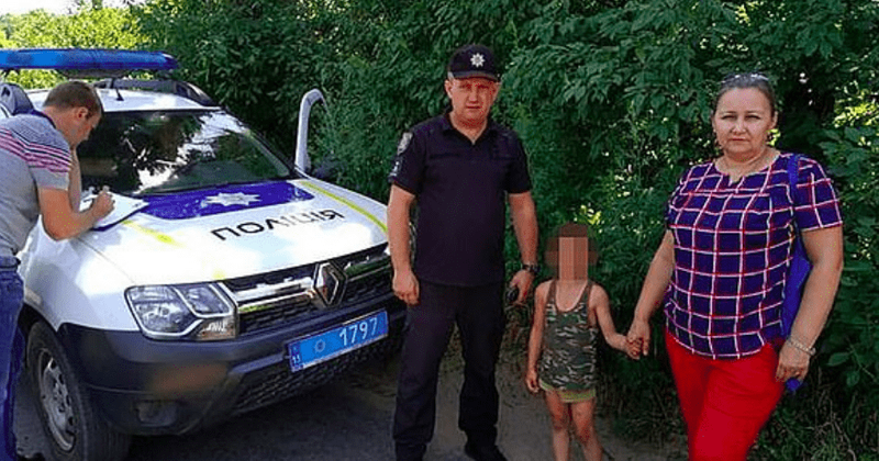 Boy, 6, 'chained up like a dog' to a door by 'violent father' who punished him like this every time he misbehaved