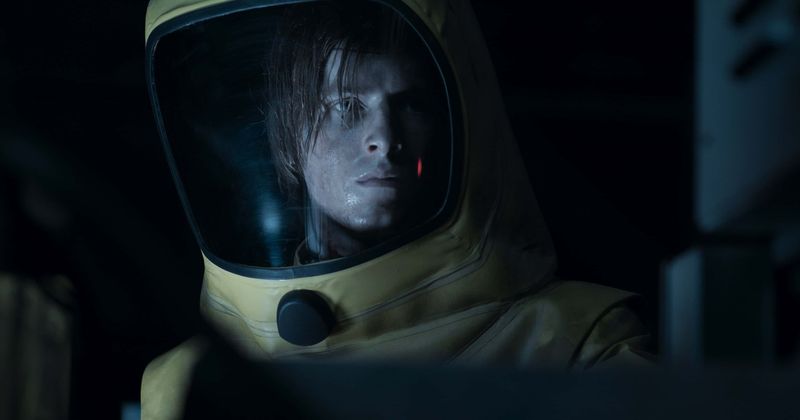 'Dark' season 2 demands all your attention as it warps together various timelines, multiple relationships and complicated story arcs