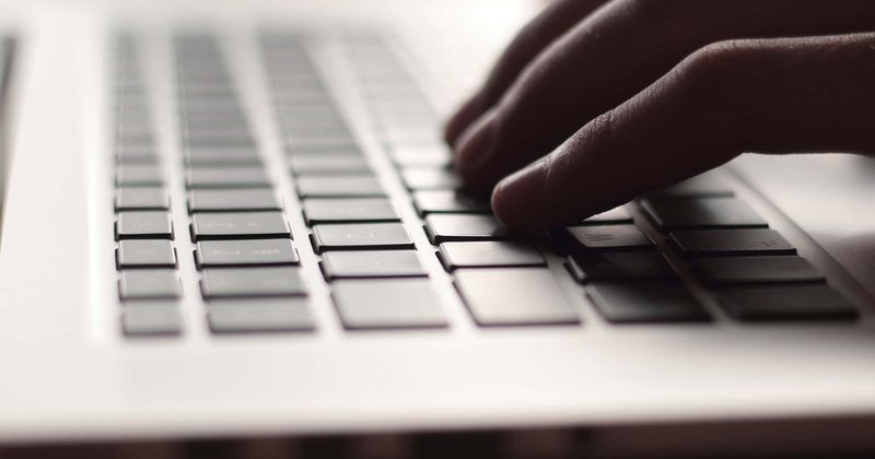 "Wanted" man mocks cops for "missing person" post on Facebook, gets arrested