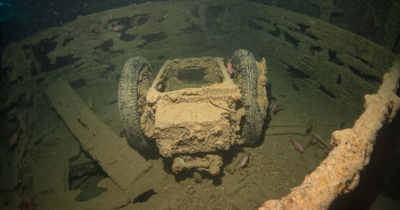 Teen diver who filmed submerged car on his GoPro camera helps police find body of woman who went missing 27 years ago