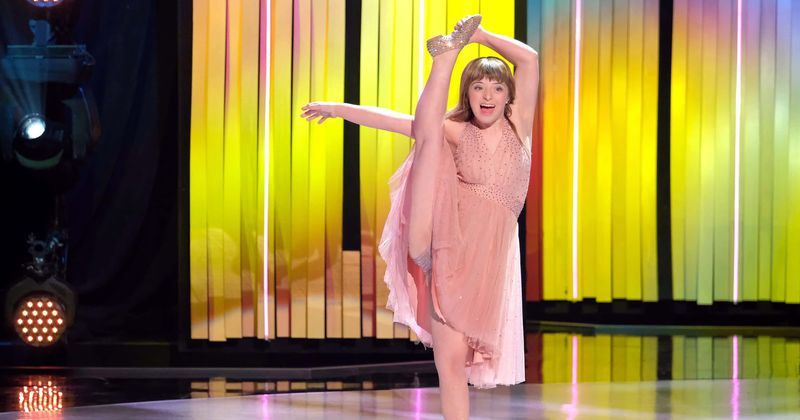 'So You Think You Can Dance' season 16 finale sees Phoebe Kochis back on stage and fans are overjoyed