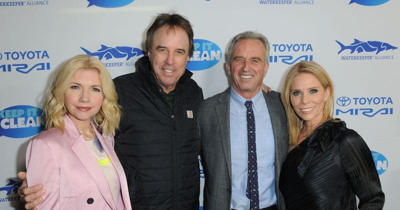 Keep it Clean: Hollywood’s favorite comedians turn out for a cause on the blue carpet