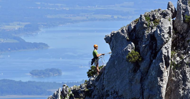 Record-breaking US mountain climber Brad Gobright, 31, falls 600 feet to his death while attempting to descend rock face in Mexico