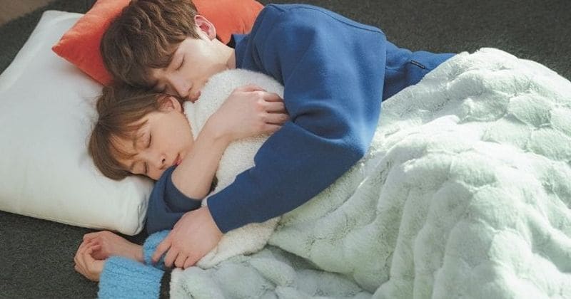 'Romance is a Bonus Book' weekend review: Dan-yi finds a trove of notes about Kang Byeong-jun at Eun-ho's house