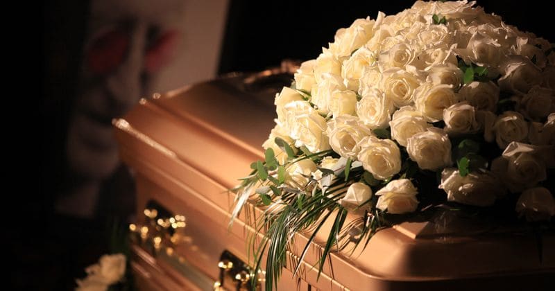 Funeral home loses grandmother's body, puts another corpse in the casket when family comes to say goodbye