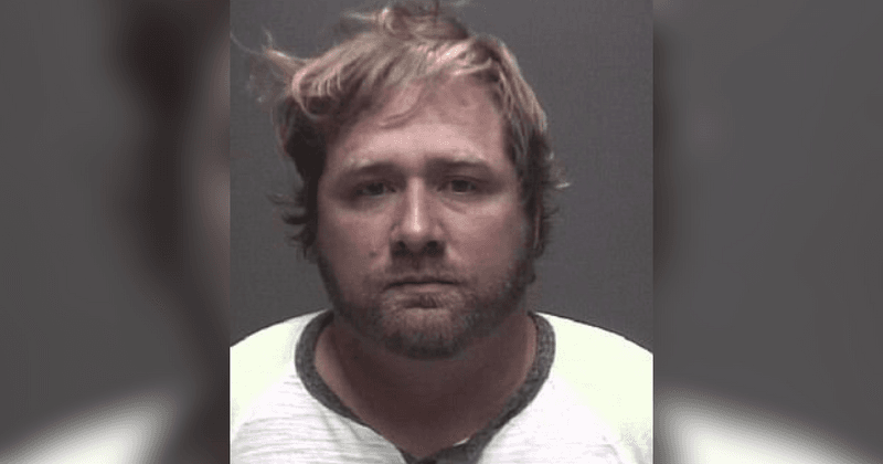 Veterinarian rapes two teens after spiking drinks with animal tranquilizer taken from his practice