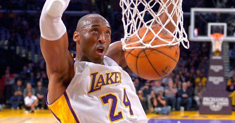 Kobe Bryant death: Donald Trump, Barack Obama, Melania Trump mourn NBA superstar