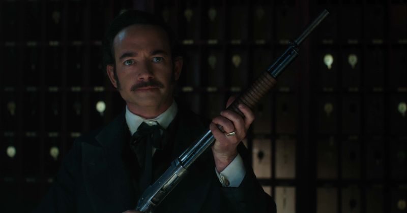 'Altered Carbon' Season 2: What makes Chris Conner's Poe a force to reckon with in the new season?