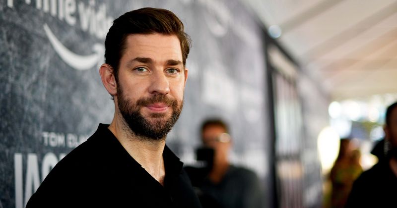 John Krasinski and Lin-Manuel Miranda get 'Hamilton' cast together to surprise 9-year-old fan on her birthday
