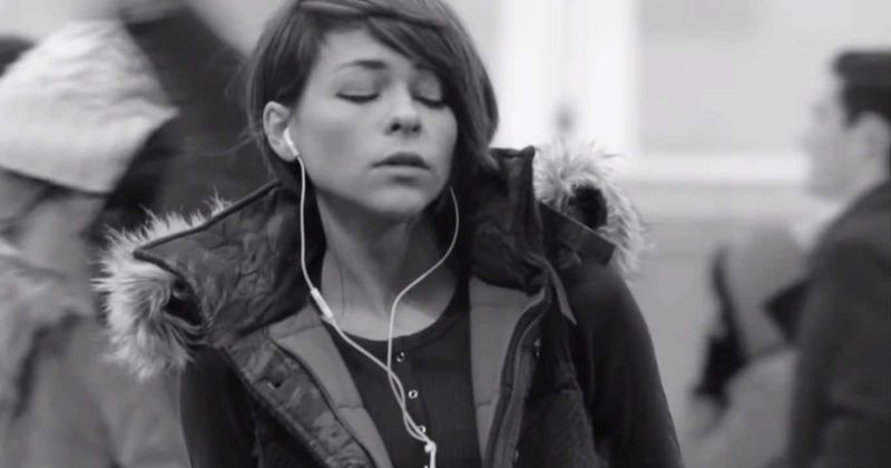 Cady Groves, 'This Little Girl' singer and country-pop icon, dies at 30 due to natural causes