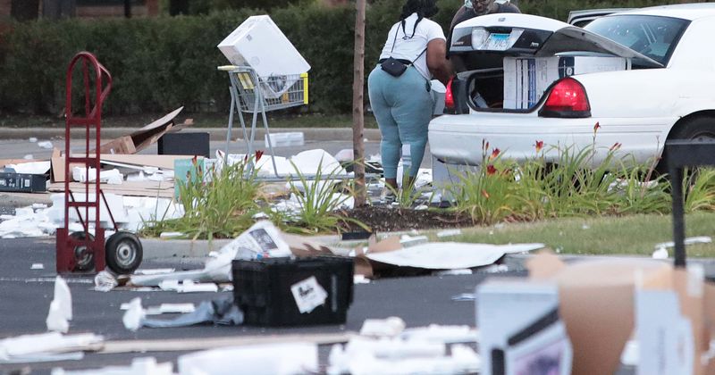 Kids trembled in fear as Chicago looters attacked Ronald McDonald House near hospital and shattered its doors