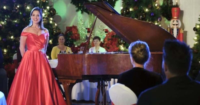 ‘Chateau Christmas’: Release date, plot, cast and all you need to know about Hallmark's feel-good film on festivity