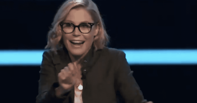 'Who Wants to Be a Millionaire': Will Julie Bowen win $1M? Excited fans say she has a 'legit shot'