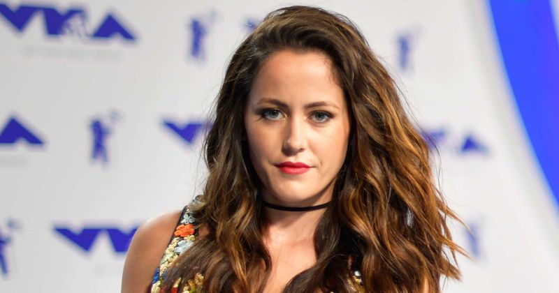 Jenelle Evans says women should get married before having kids, Internet can't stand 'hypocrisy of this b***h'