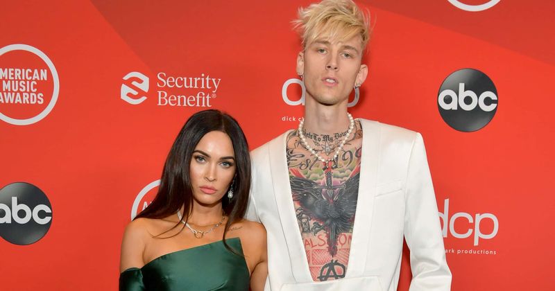 Megan Fox looks 'pissed' announcing Machine Gun Kelly's performance, Internet says 'thought they were dating'