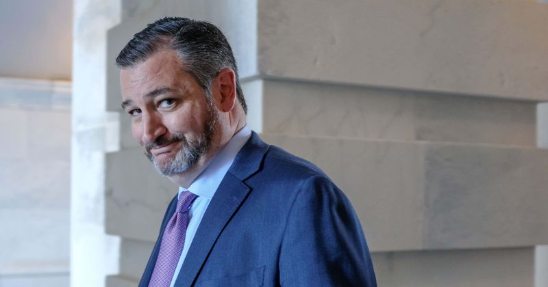 Ted Cruz did NOT tweet he'll believe in climate change 'when Texas freezes over', hoax busted amid Cancun row