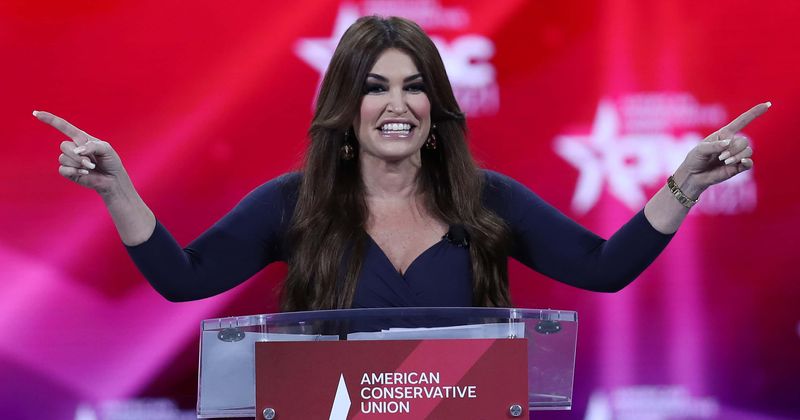 Kimberly Guilfoyle trolled as 'sad stripper' after old video goes viral amid CPAC 2021: 'Giving free lap dances?'