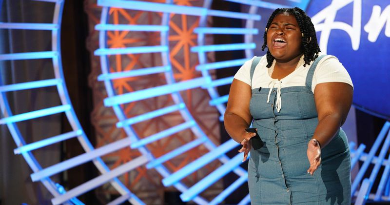 Who is Ronda Felton? 19-year-old 'American Idol' contestant from Arizona made Lionel Richie cry with her song