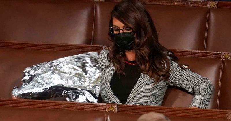 Lauren Boebert chews gum and rolls eyes at Joe Biden's Medicare speech, Internet says 'flashback to 6th grade'