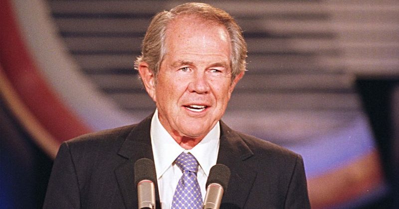 Pat Robertson steps down as host of 'The 700 club', Internet says 'good riddance'