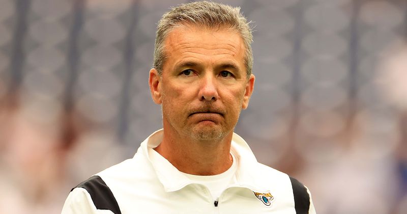 Old Video of Urban Meyer refusing bong from semi-naked man during TV chat goes viral