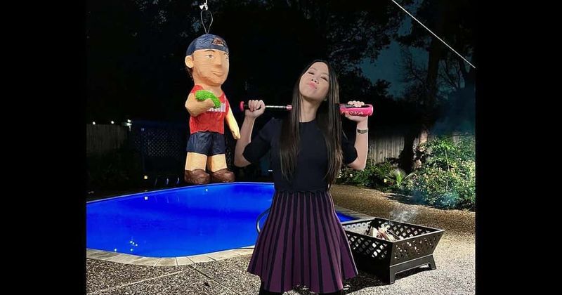'MAFS' Season 13's Bao Huong Hoang celebrates divorce with pinata replica of ex Johnny
