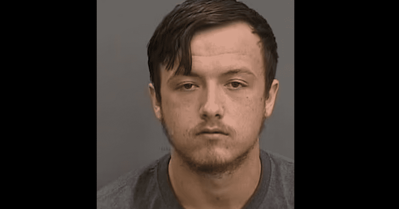 Who is Corey Anderson? Florida teen, 18, arrested for posing with guns, looking for 'nearest school'