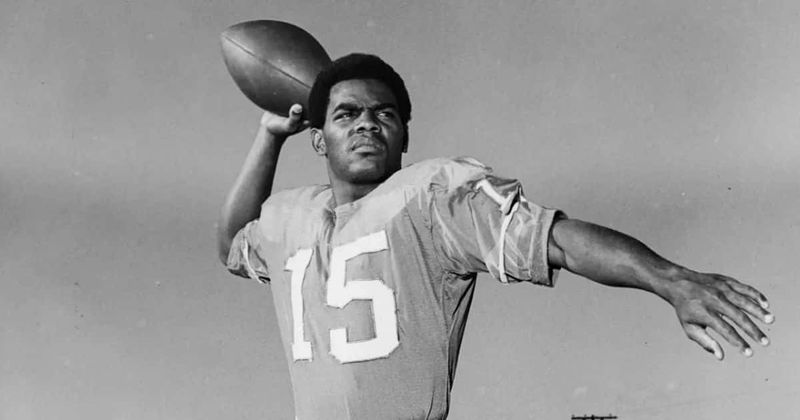 How did Marlin Briscoe die? First Black starting quarterback in AFL, 76, was called 'The Magician'