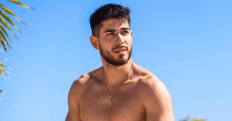 'The Bachelorette' Season 19 on NBC: Who is Alec Garza? Travis Scott shared Houston photographer's snap