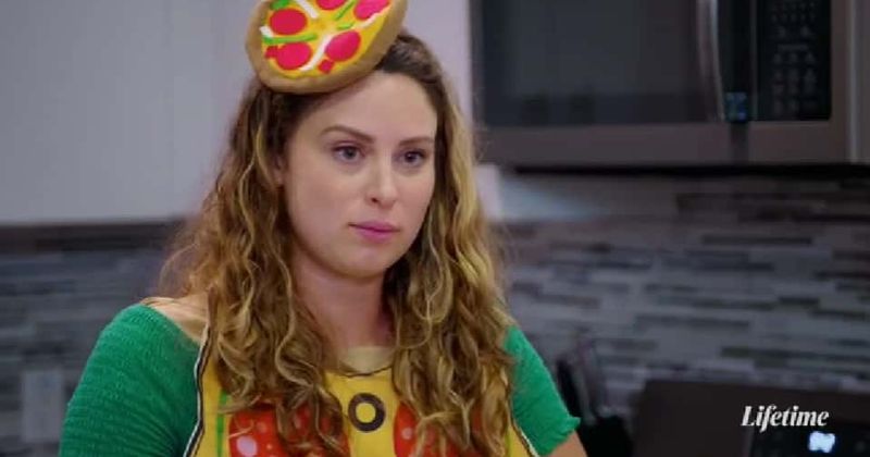 'MAFS' Season 15: Fans slam Lindy over being 'needy', say she got 'married for health benefits'
