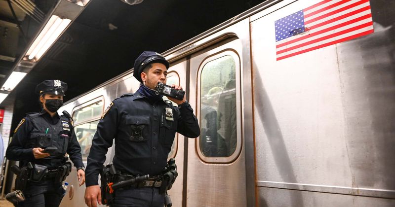 NYC subway robber leaps between cars and dies on electrified rail after mugging goes awry