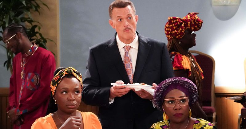 Where to watch 'Bob Hearts Abishola' Season 4?