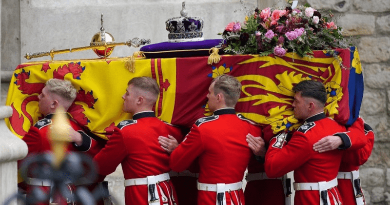 'Weight of the world on their shoulders': Pallbearers earn praise for gracefully carrying the Queen's coffin