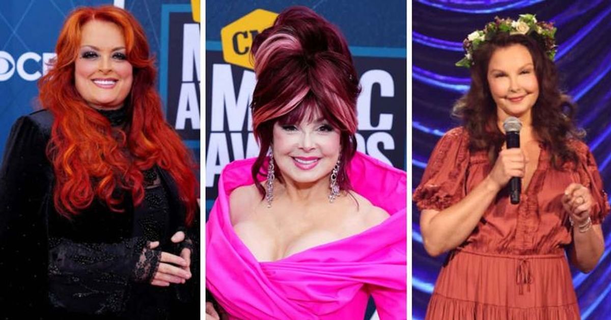 Wynonna Judd denies rumors of dispute between her and half-sister Ashley over late mom Naomi’s will