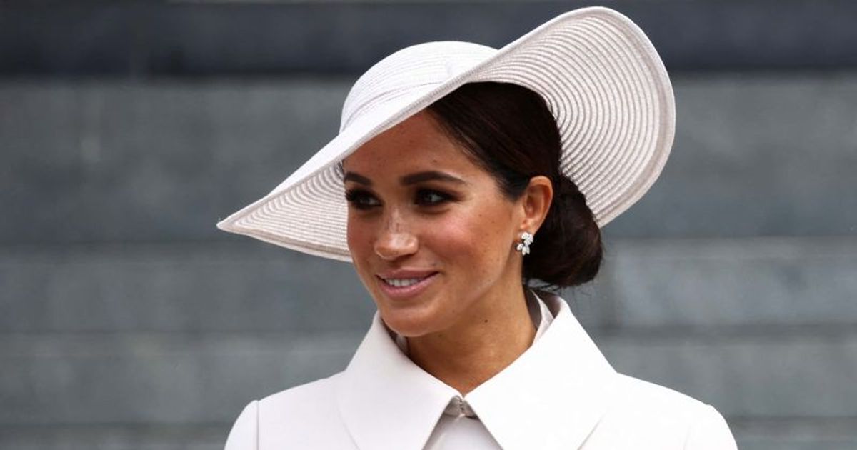 Now Meghan Markle takes aim at hit shows 'Scrubs' and 'How I Met Your Mother' for potraying women as 'crazy'