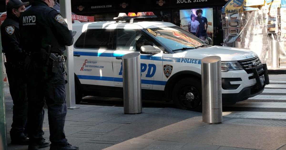 Woman, 26, leaps to death from 54th-floor Times Square rooftop bar and lands on 27th floor balcony