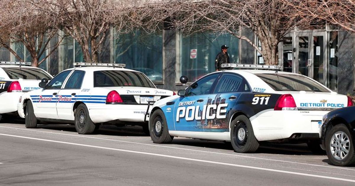 Michigan teen, 15, fatally stabs her mother during an argument, surrenders after family steps in