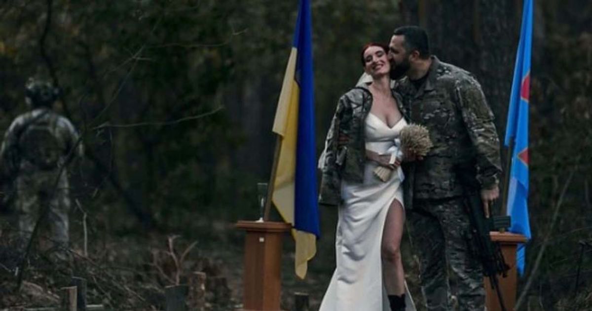 Evhenia Emerald: Ukraine's 'Joan of Arc' gets married on the front line to soldier she met fighting Russia