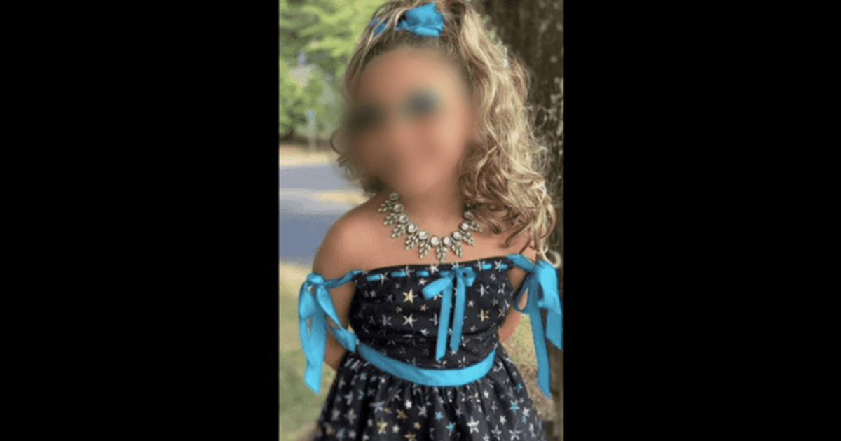 'This is creepy': Oregon bar slammed for promoting event featuring 11-yr-old girl dressed as drag queen