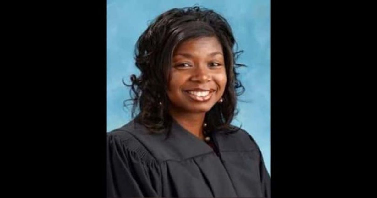 Pinkey Susan Carr: Ohio judge fired for acting like ‘game show host’ and wearing spandex shorts in court