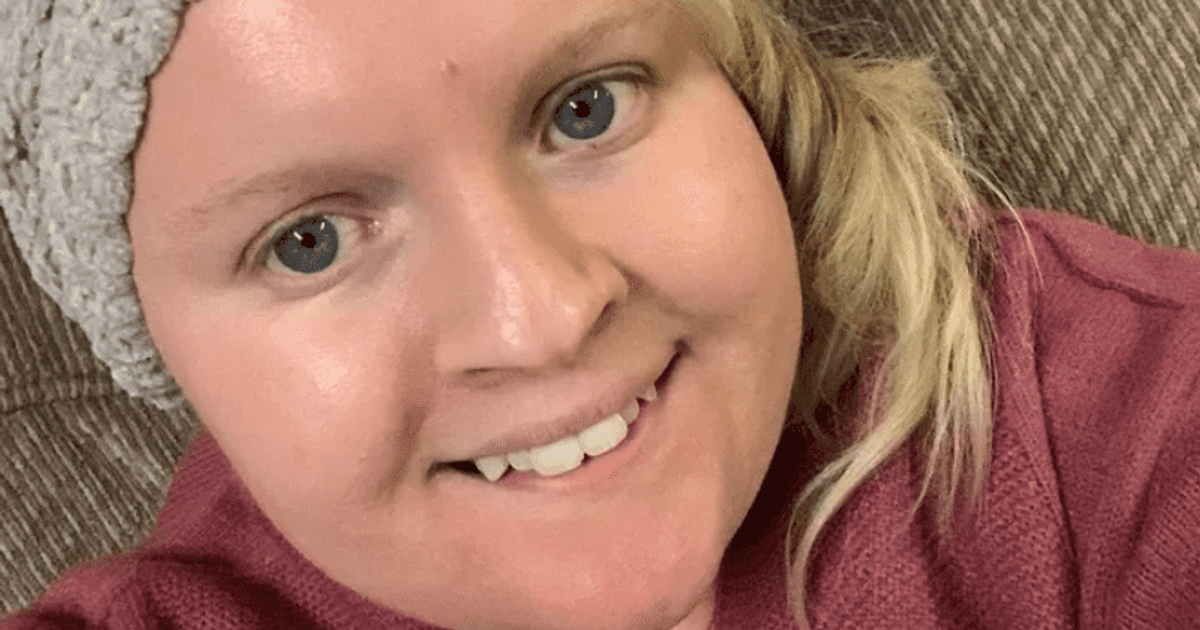 Raelyn Davis: 24-year-old dies in road rage shooting en route to celebrate dad's birthday