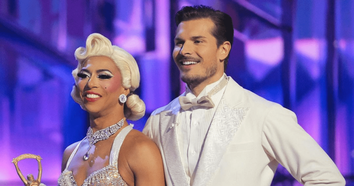 'DWTS' Season 31 Michael Buble Night: Fans shocked as Shangela pulls out fried chicken from bra