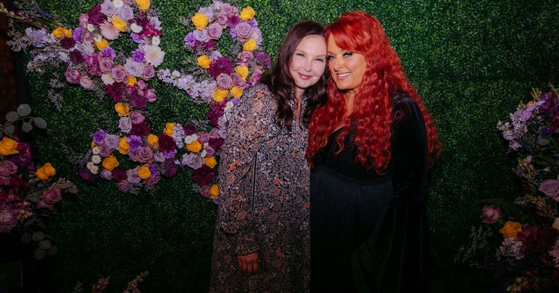 Ashley and Wynonna Judd share touching moment at CMT Loretta Lynn tribute as sisters reunite in Nashville