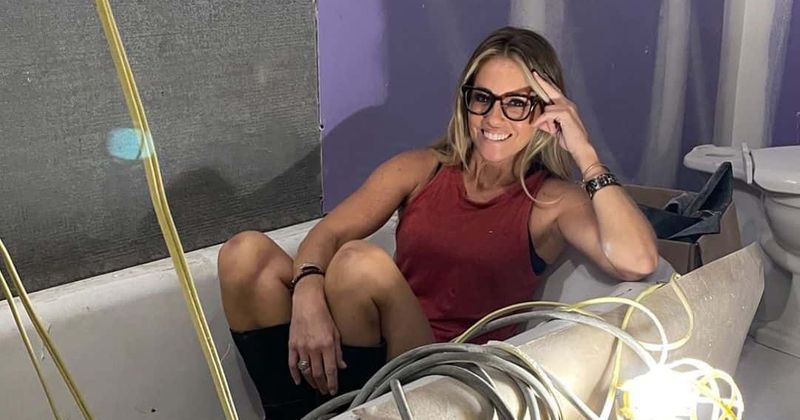 What time will ‘Rehab Addict Lake House Rescue’ Season 1 Episode 1 be out on HGTV?