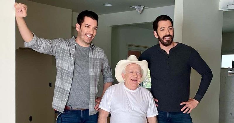 ‘Celebrity IOU’ Season 4 Part 2 full cast list: Meet the hosts and the celebrity guests on hit HGTV show