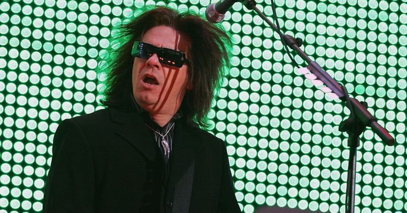Duran Duran guitarist Andy Taylor diagnosed with stage 4 prostate cancer, Internet tells him to 'stay strong'